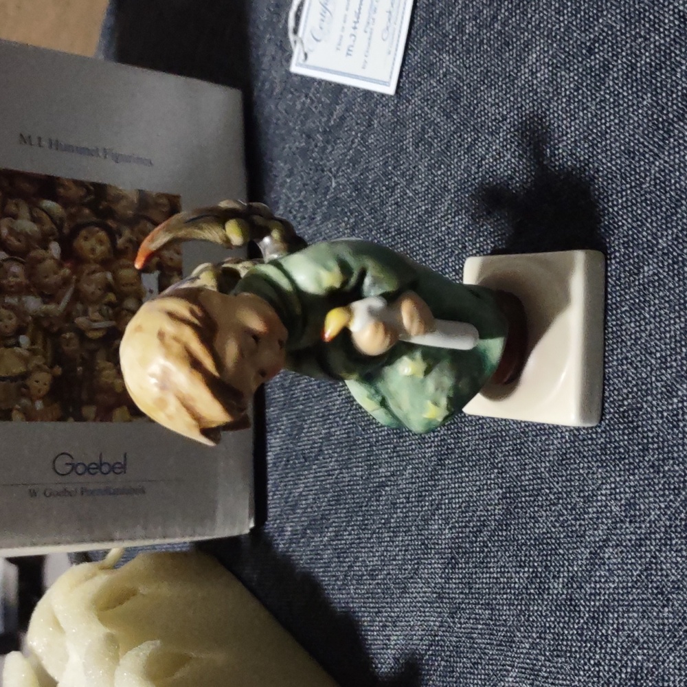 Hummel Heavenly Angel #560 Hum 21/0